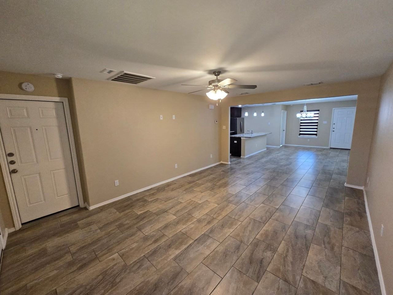 5821 Doctorado Dr - Photo 3 of 20