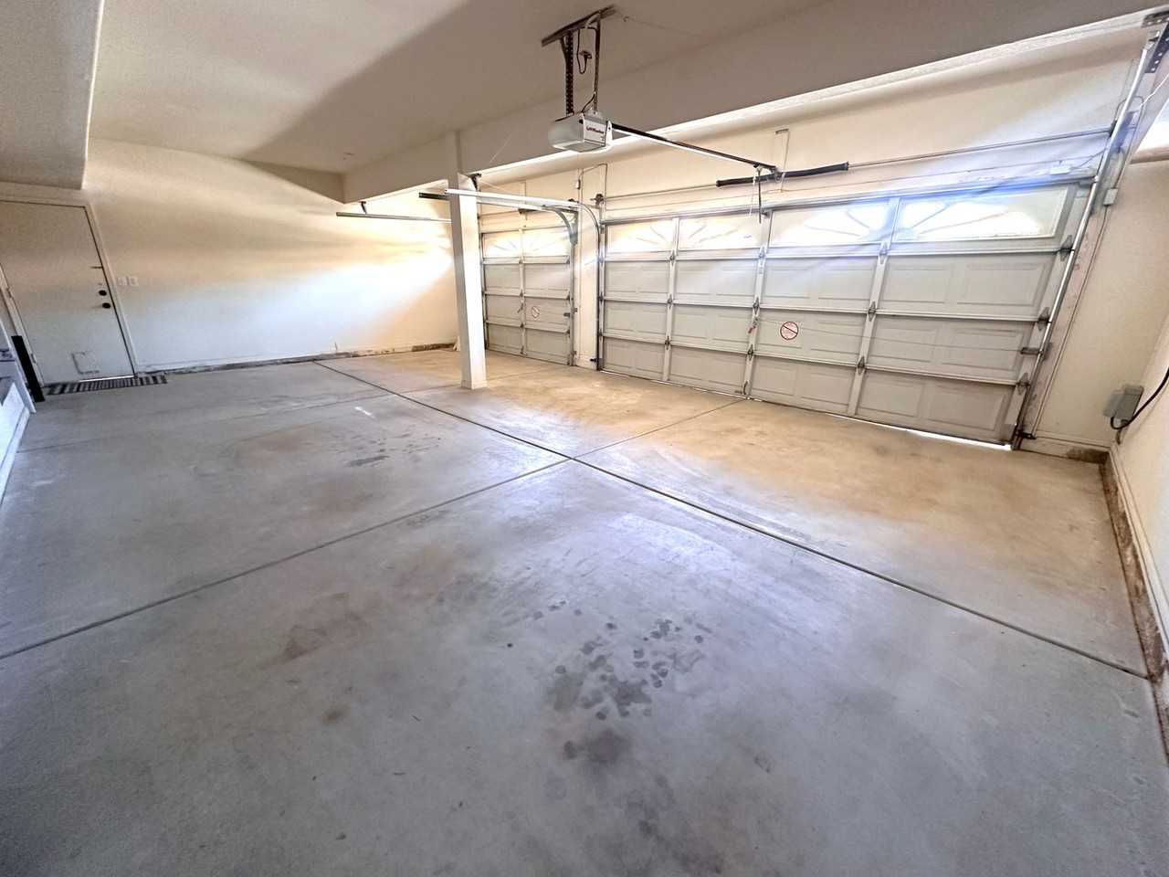 1601 E Glenhaven Dr - Photo 2 of 28