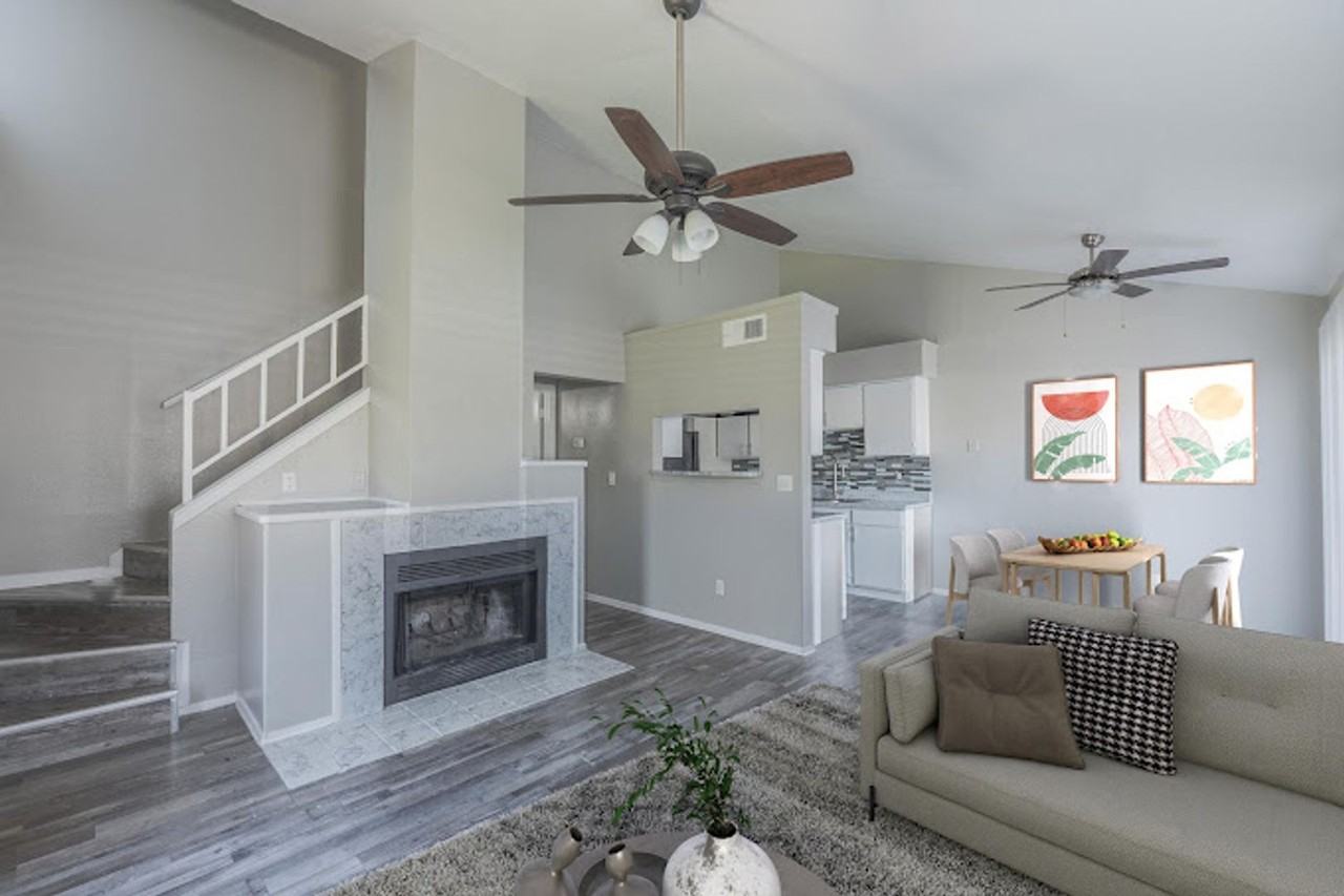 1105 Park Vista Dr #1106 - Photo 2 of 7
