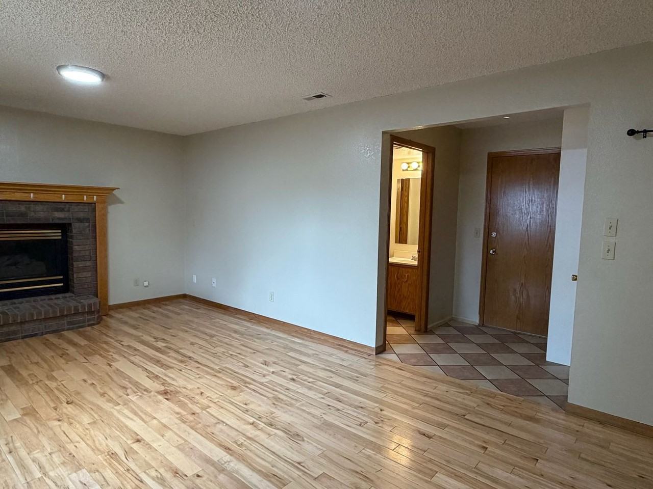 1005 Princewood Pl - Photo 3 of 18