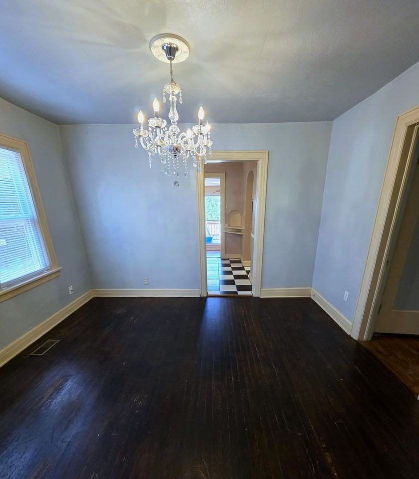 2765 Nw 21st St - Photo 4 of 25