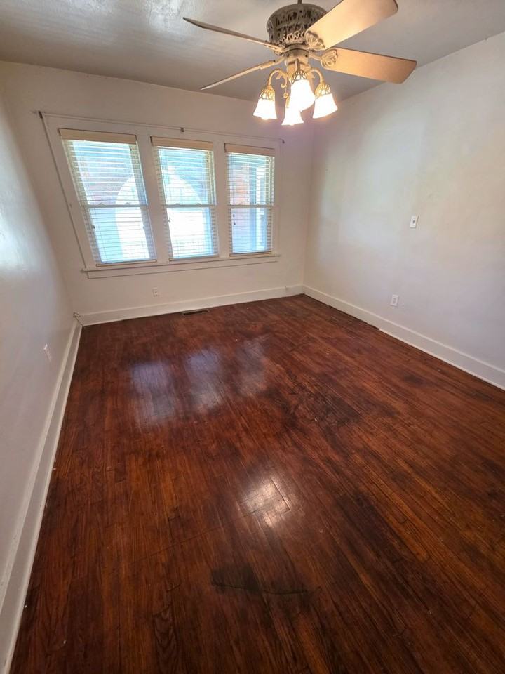 2765 Nw 21st St - Photo 6 of 25