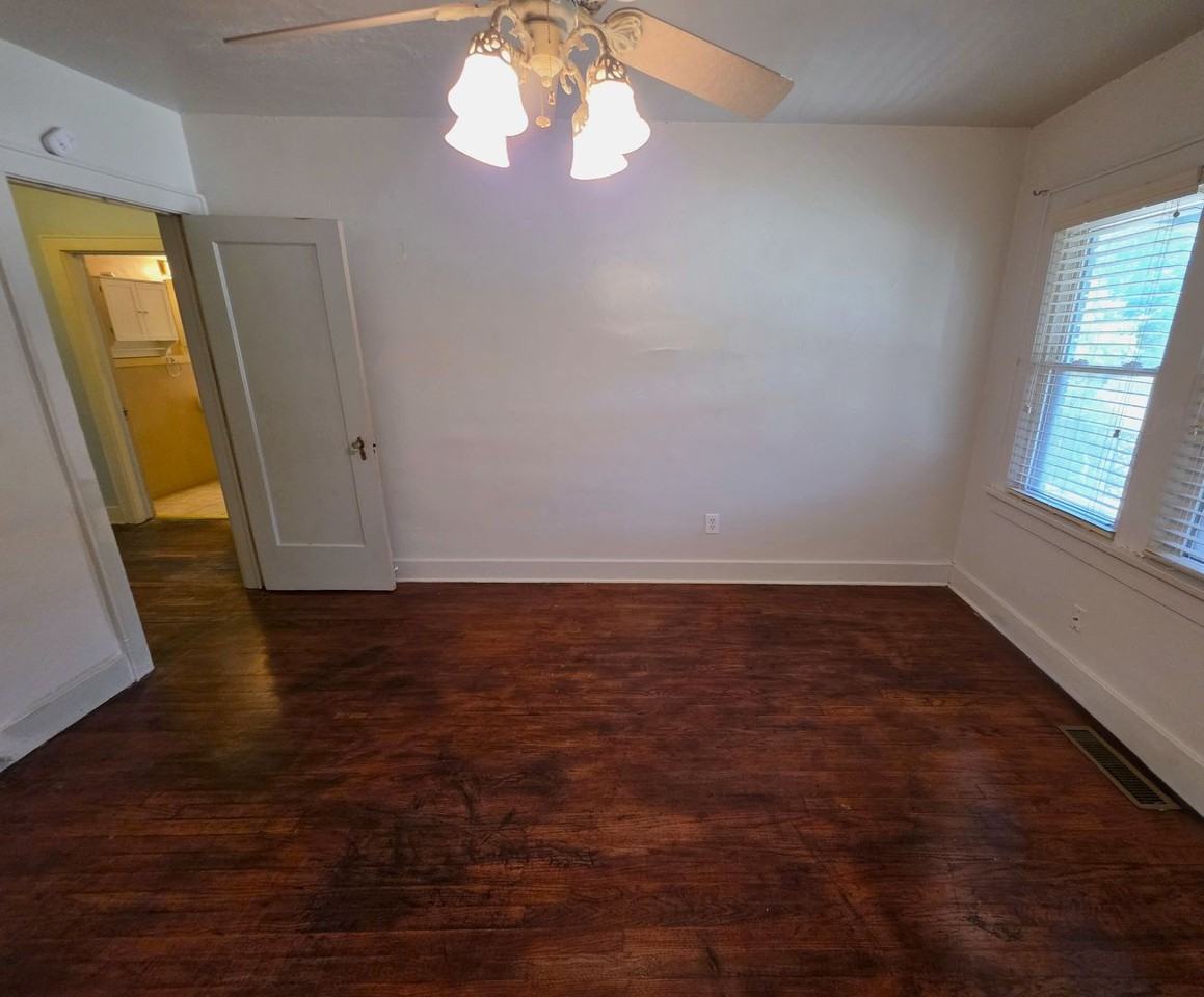 2765 Nw 21st St - Photo 7 of 25