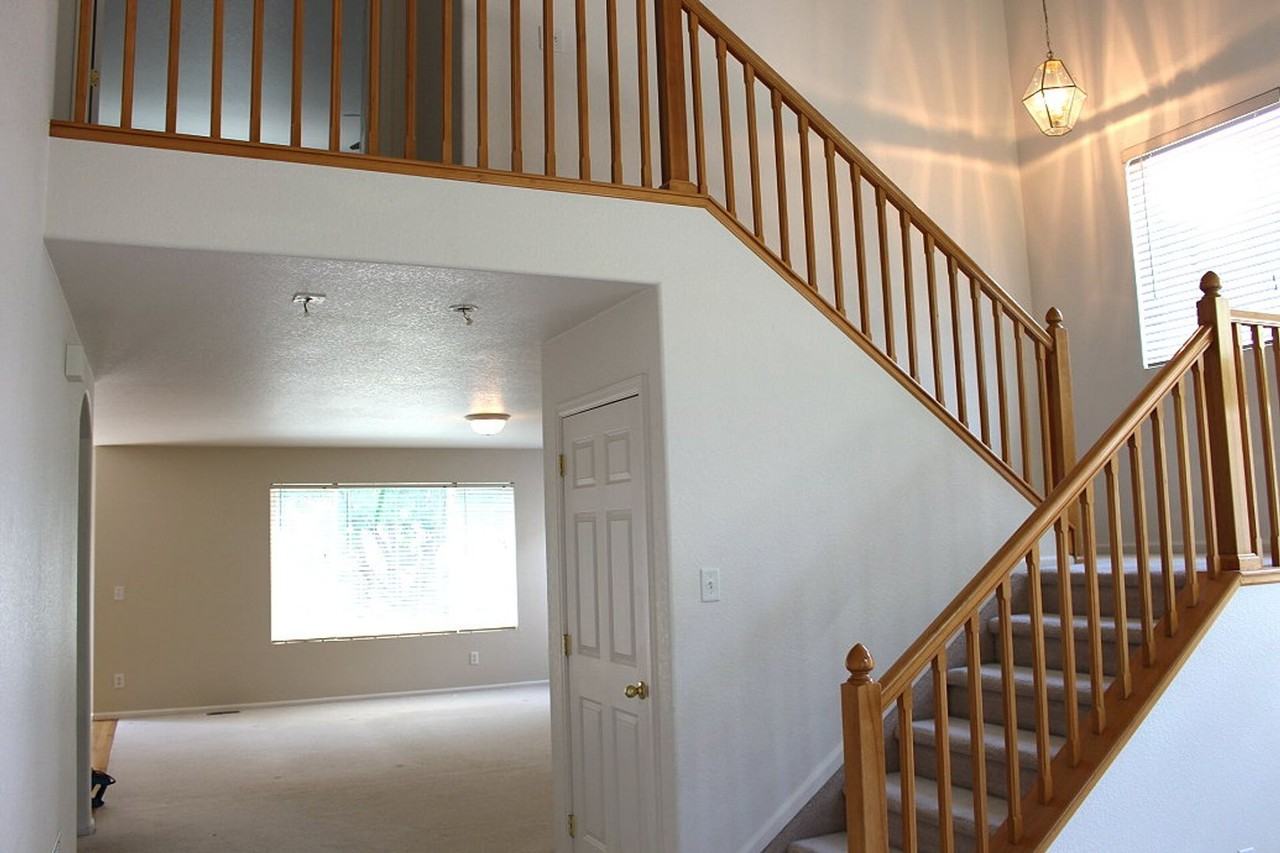 1939 Fossil Creek Pkwy - Photo 2 of 8