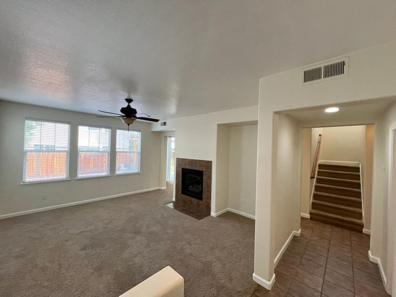 6671 Sportoletti Dr - Photo 3 of 21