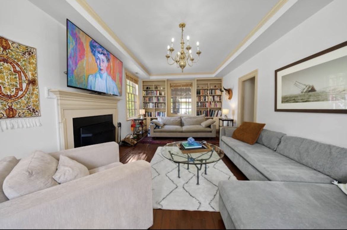 111 Washington St - Photo 2 of 38