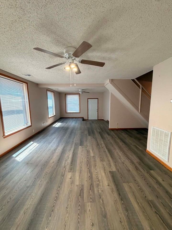 1732 Missouri Ave - Photo 3 of 14