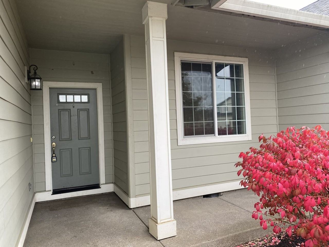 1102 Breckenridge Dr - Photo 2 of 11