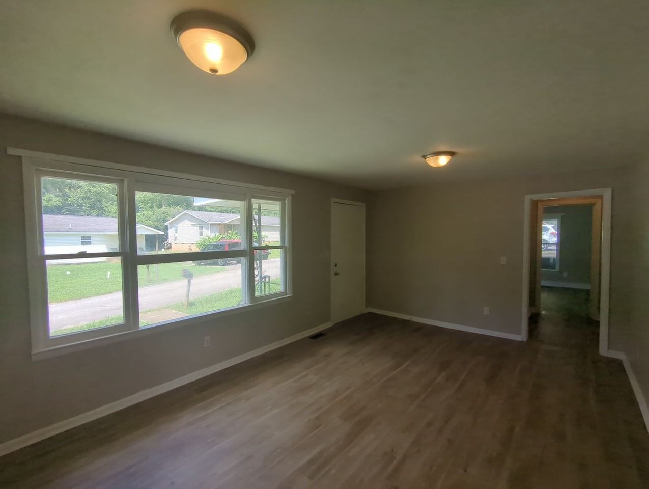 116 2nd St - Photo 5 of 12