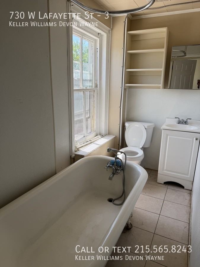 730 W Lafayette St #3 - Photo 3 of 10