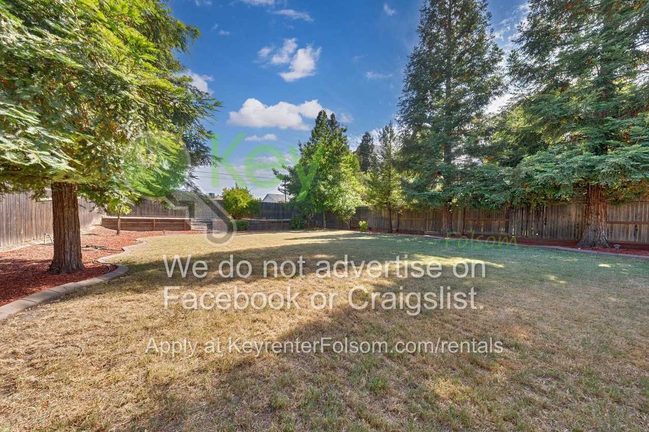 617 Vernon Oaks Dr - Photo 5 of 37
