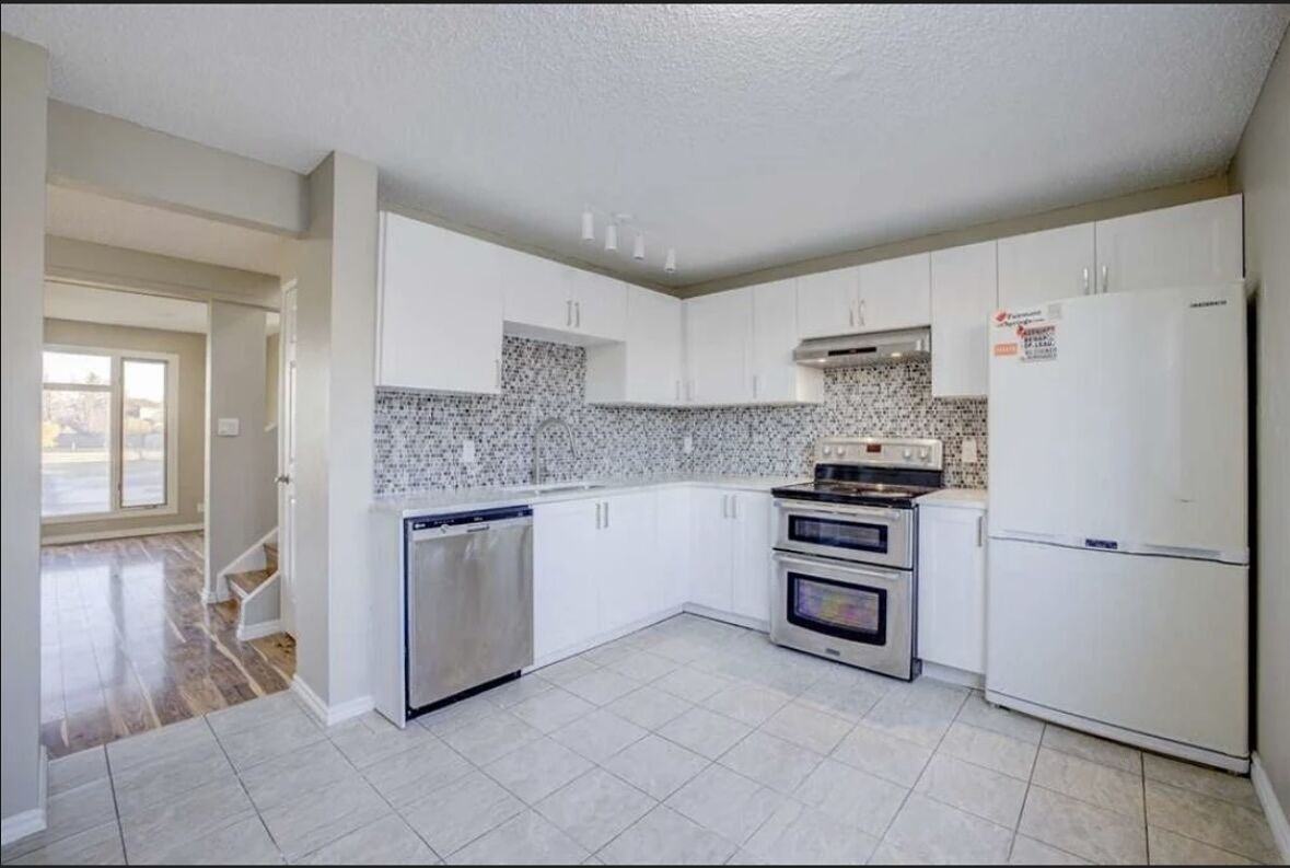 171 Erin Woods Dr Se - Photo 4 of 17
