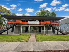 featured image of 2510 Nw Van Buren Ave