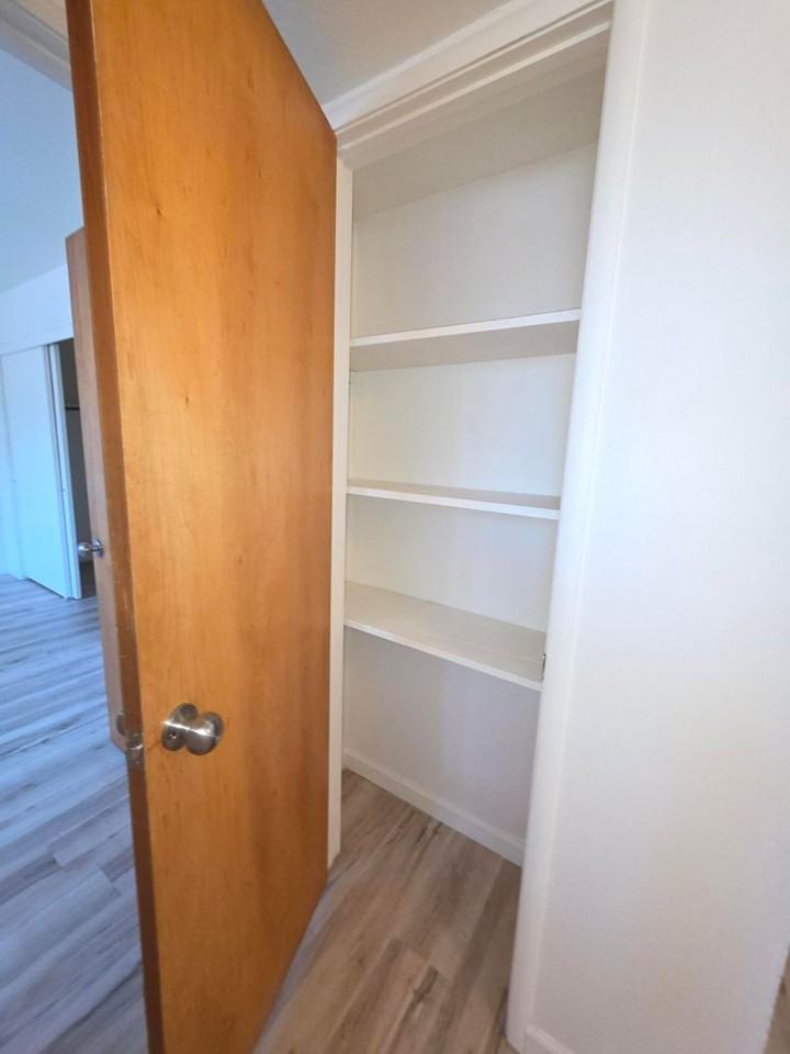 607 - Photo 3 of 15