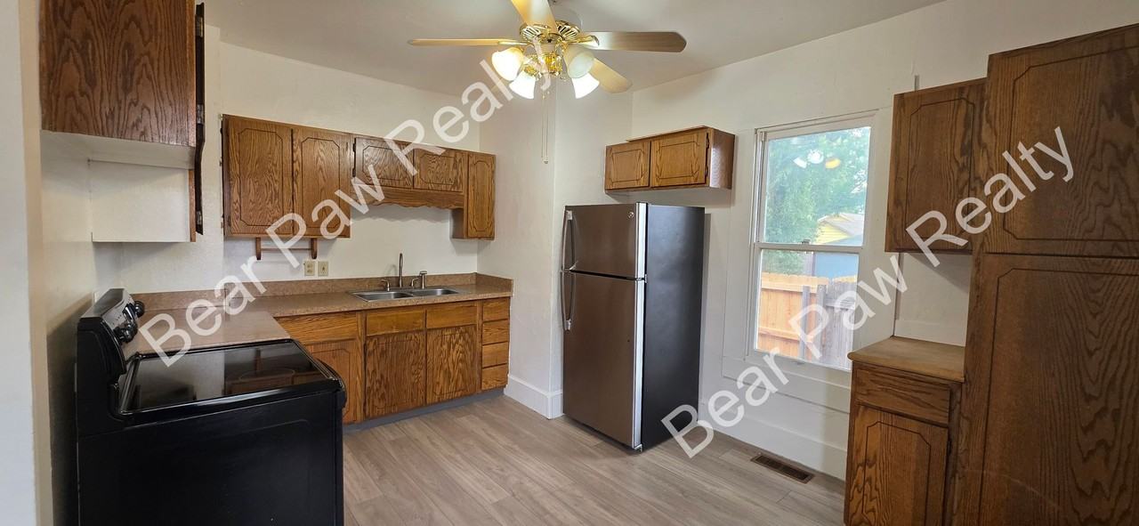 2722 Oneil Ave - Photo 7 of 16