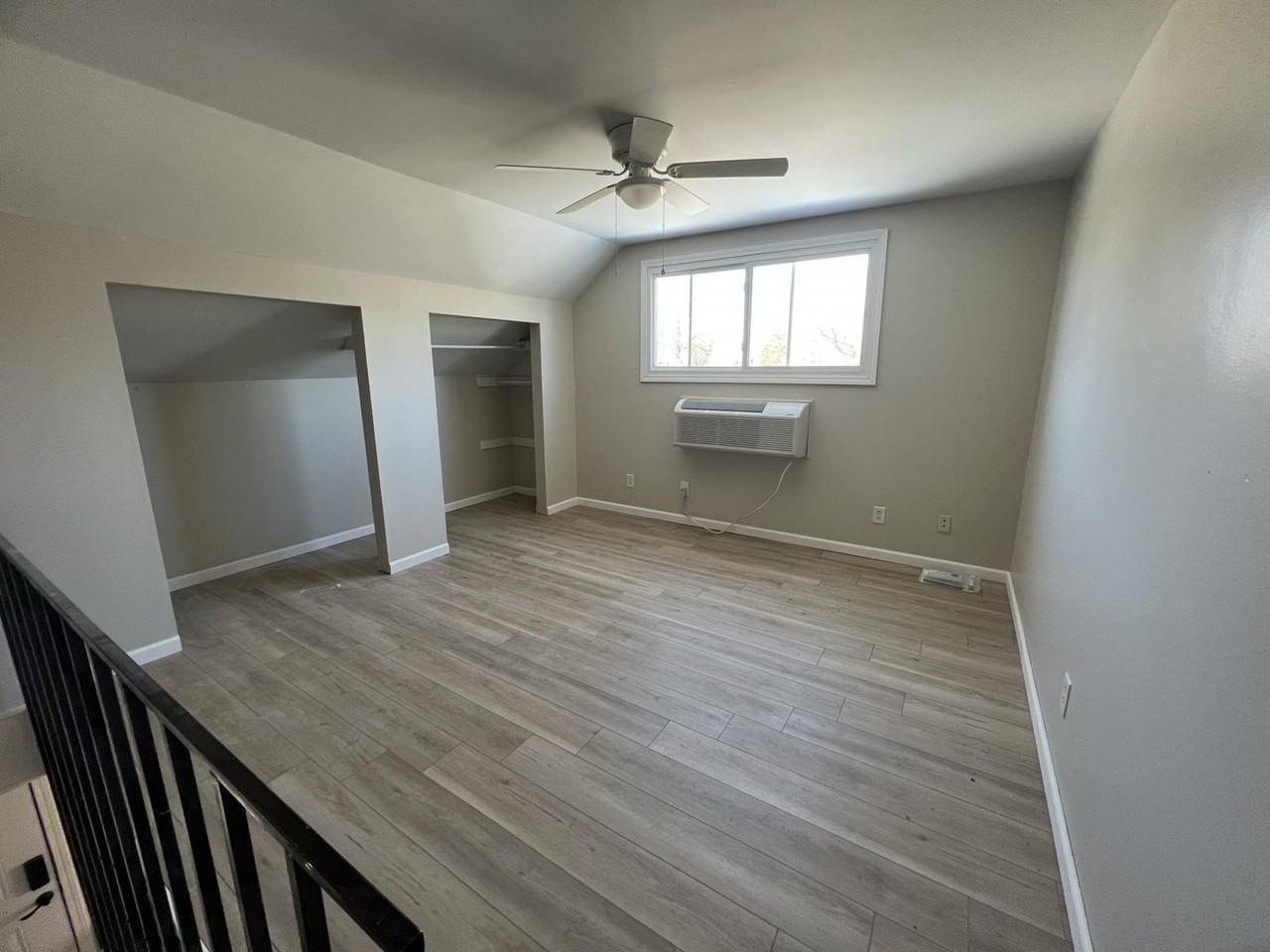 390/396 N Cedar St Apartments - Photo 5 of 7
