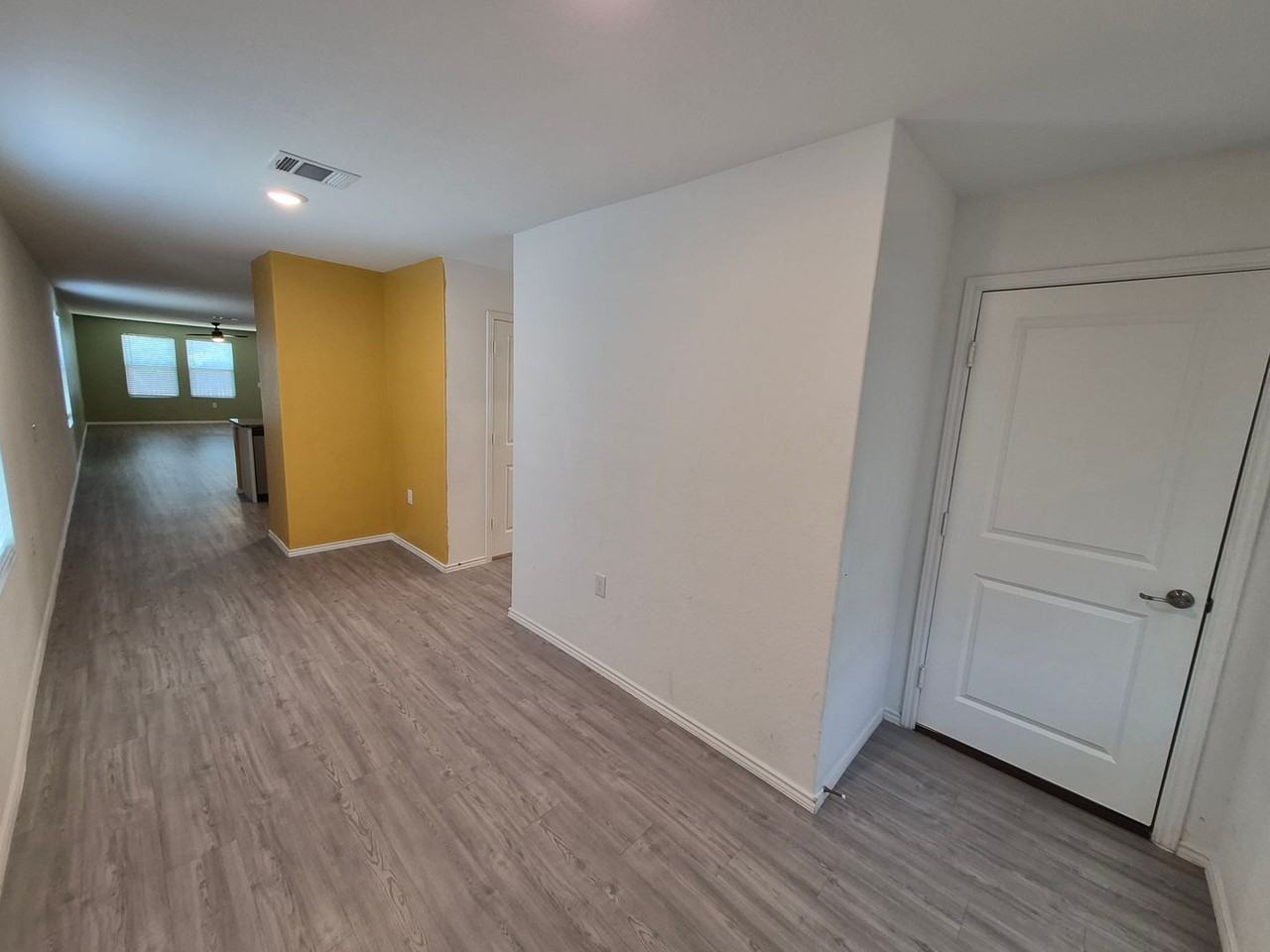 10019 Kersey Ml - Photo 2 of 27