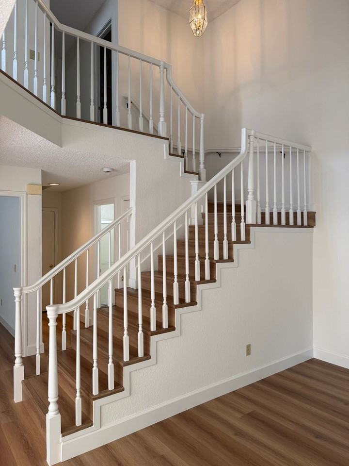 230 Bridgeside Cir - Photo 2 of 29