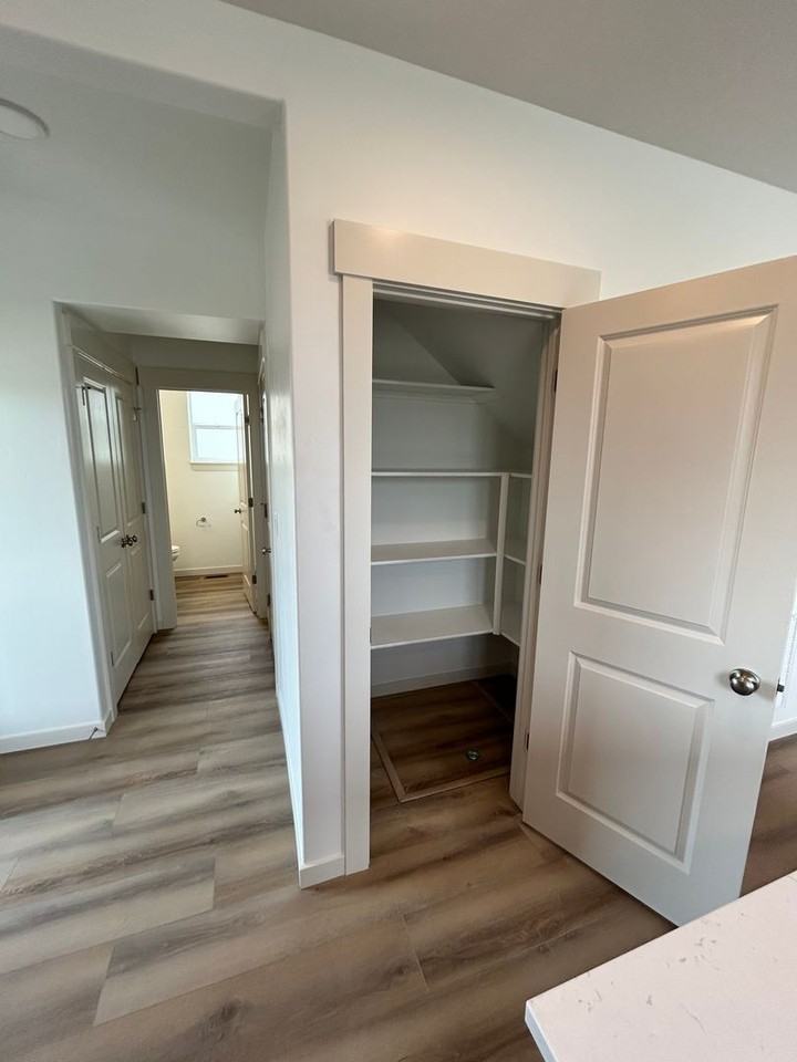 433 Needlegrass Ln - Photo 6 of 20