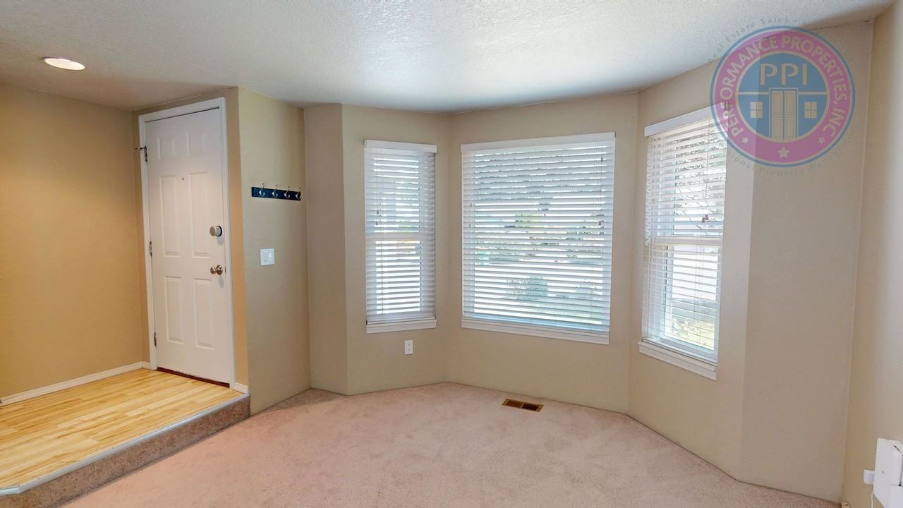 11665 Sw Sheffield Cir - Photo 5 of 32