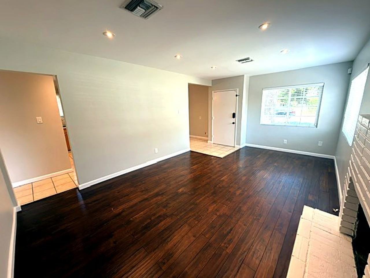 316 W Walnut Ave - Photo 5 of 23