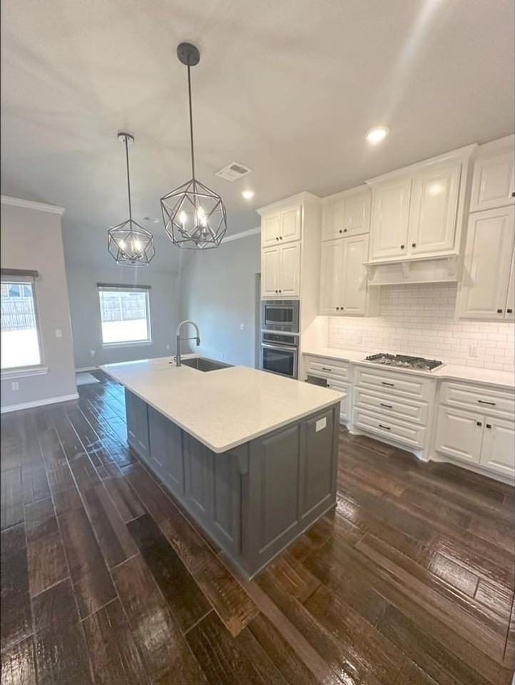 3349 Nw 187th St - Photo 3 of 11