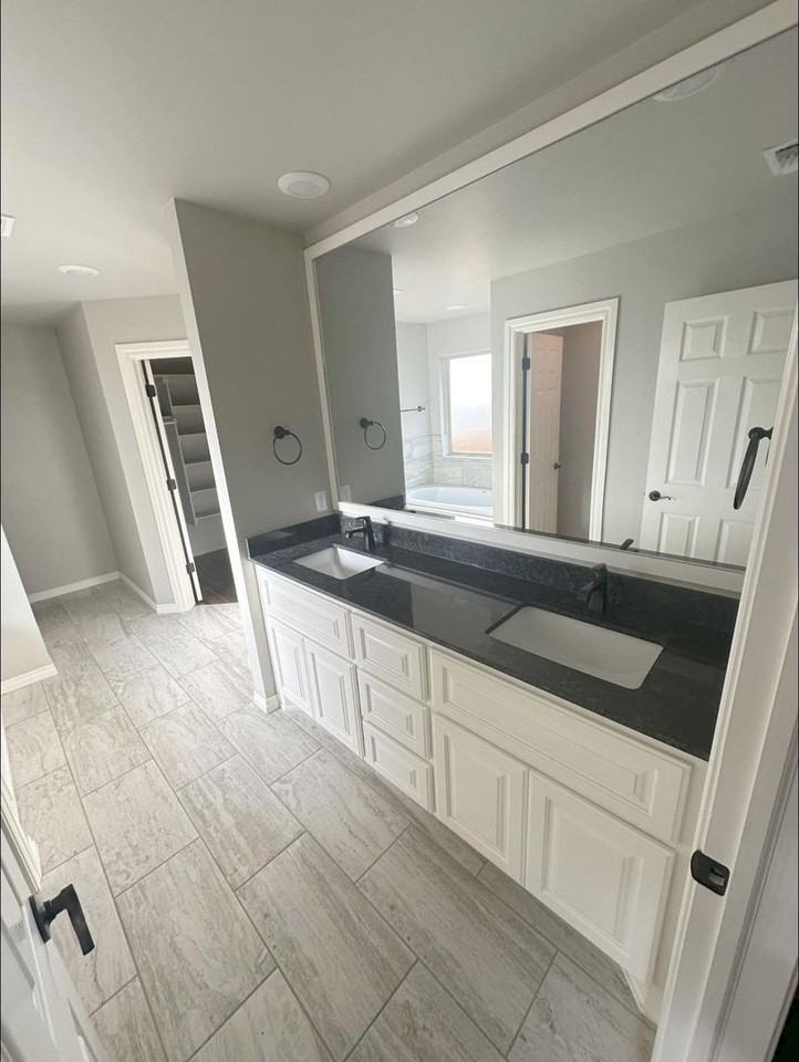 3349 Nw 187th St - Photo 7 of 11