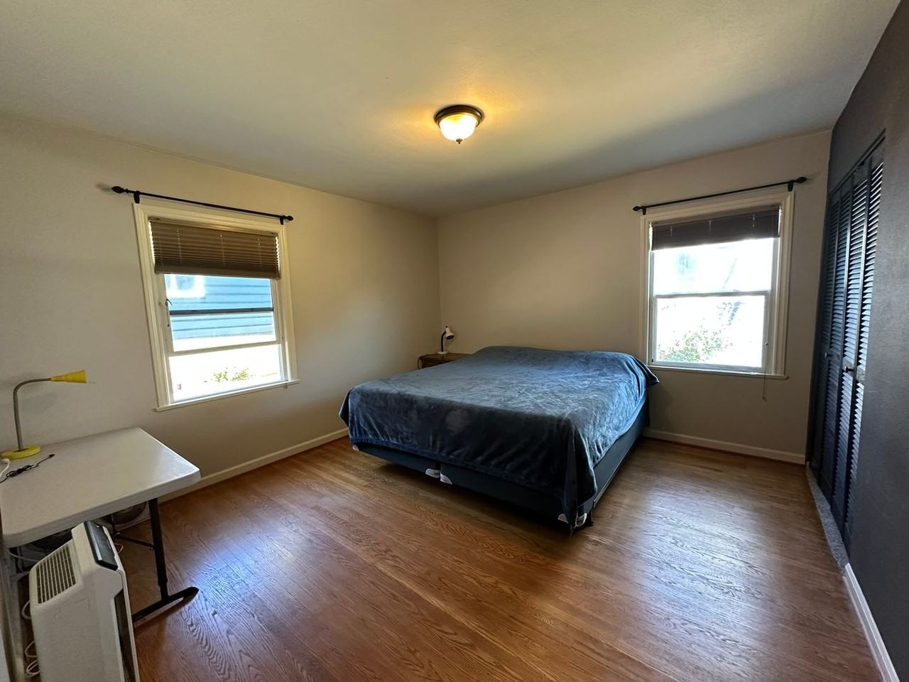 6233 36th Ave Ne - Photo 6 of 44