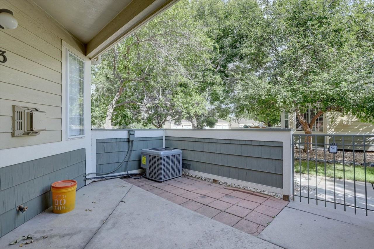 930 Button Rock Dr #I53 - Photo 3 of 25