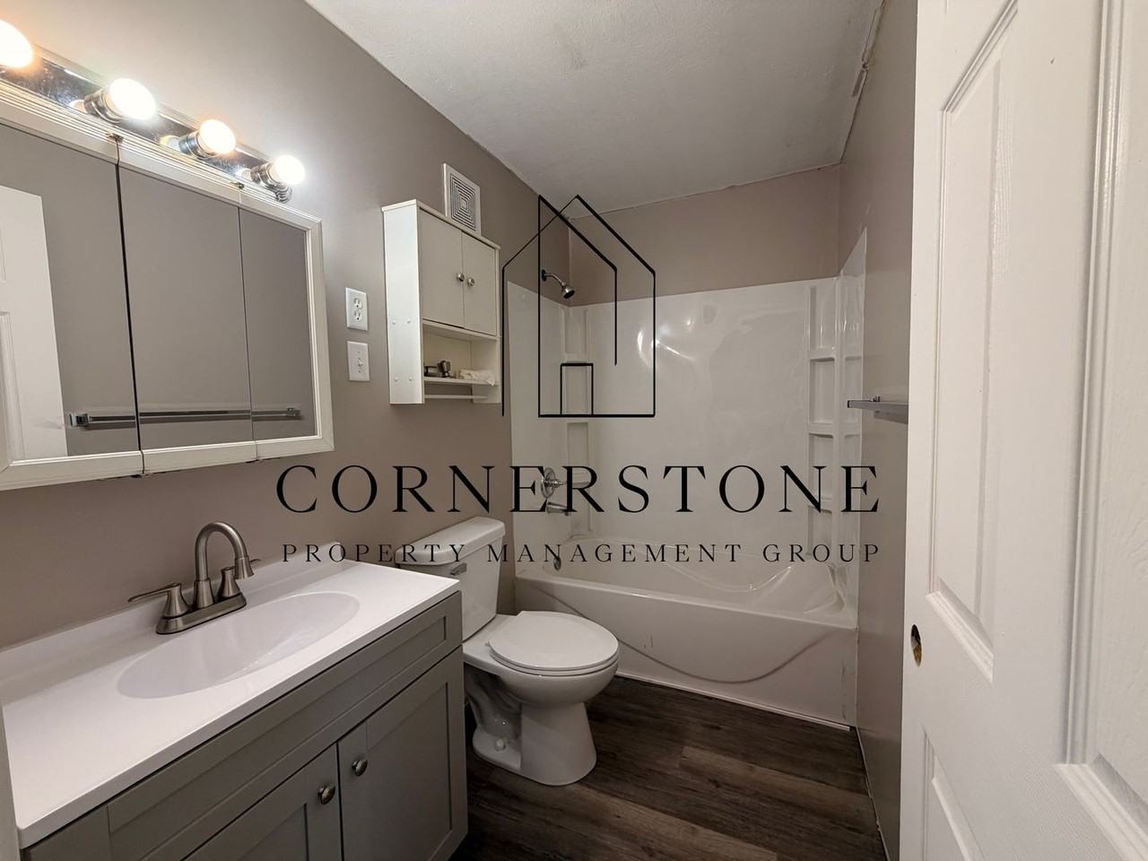 276 N Grant St - Photo 7 of 8