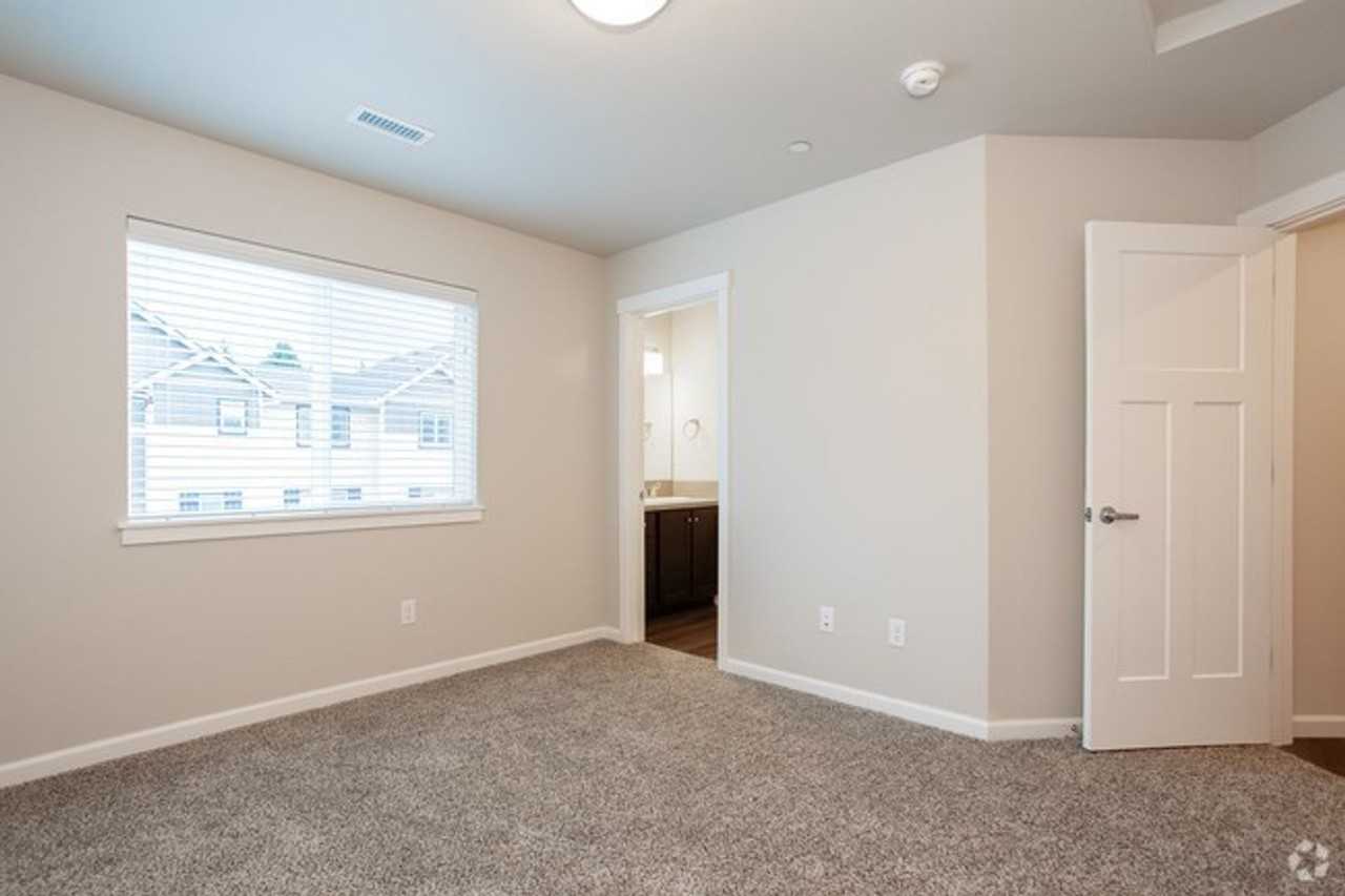 Castlegate Apartments - Photo 6 of 29