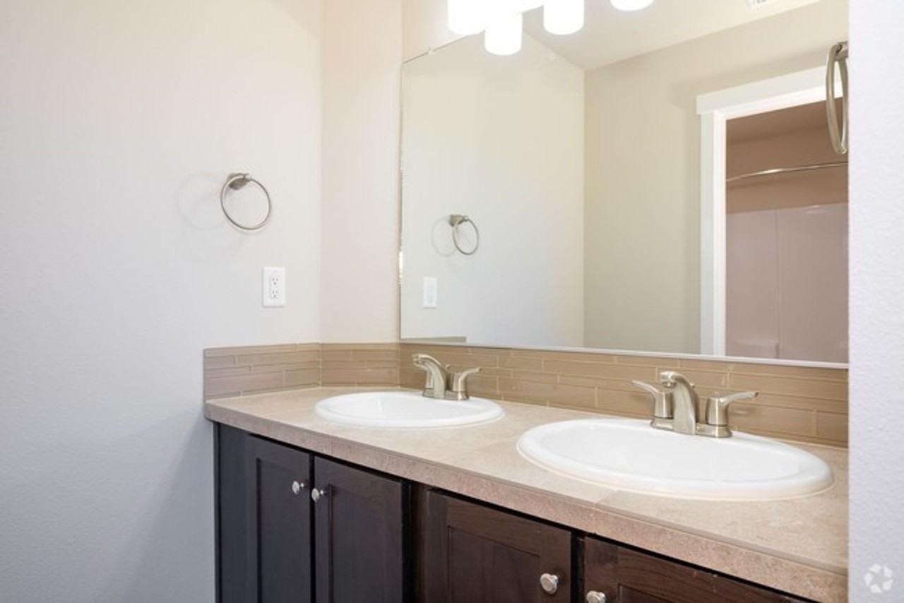 Castlegate Apartments - Photo 7 of 29
