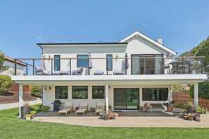 featured image of 7249 Mimosa Dr