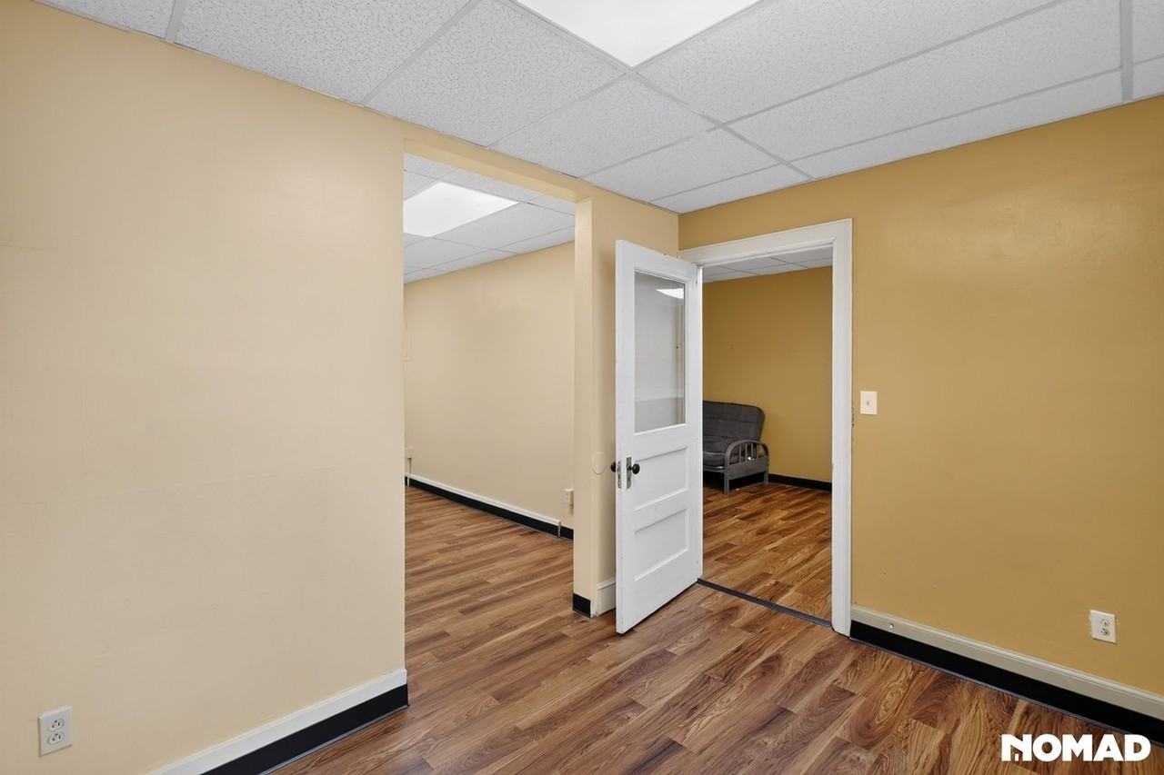 99 Ford Ave - Photo 6 of 25