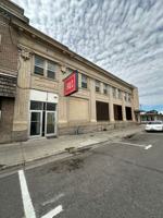 featured image of 8 College Ave