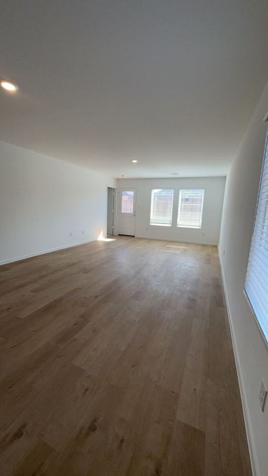 20416 20416 Mule Deer Drive - Photo 2 of 17