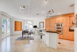 3657 Columbia St - Photo 1 of 1