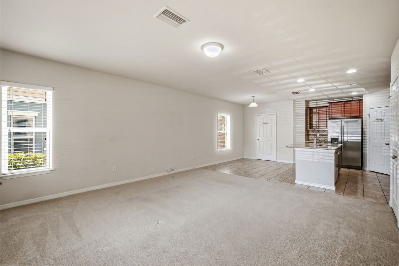 4739 Somerset Hill Ln - Photo 4 of 24