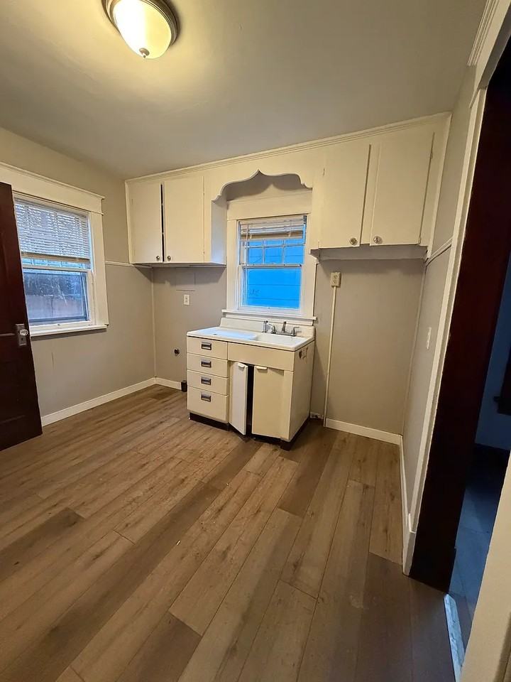1715 North Ave #1 - Photo 6 of 11