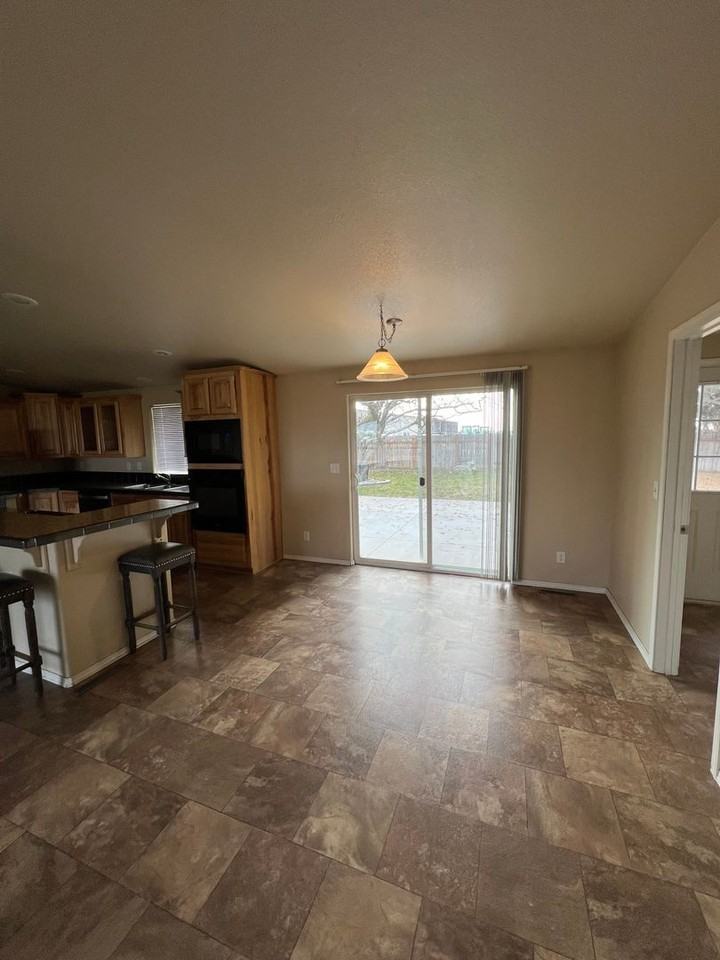 12533 Road 9 Nw - Photo 4 of 13