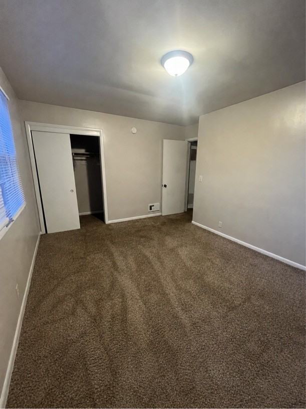 5350 N 44th Ave #1 - Photo 5 of 7