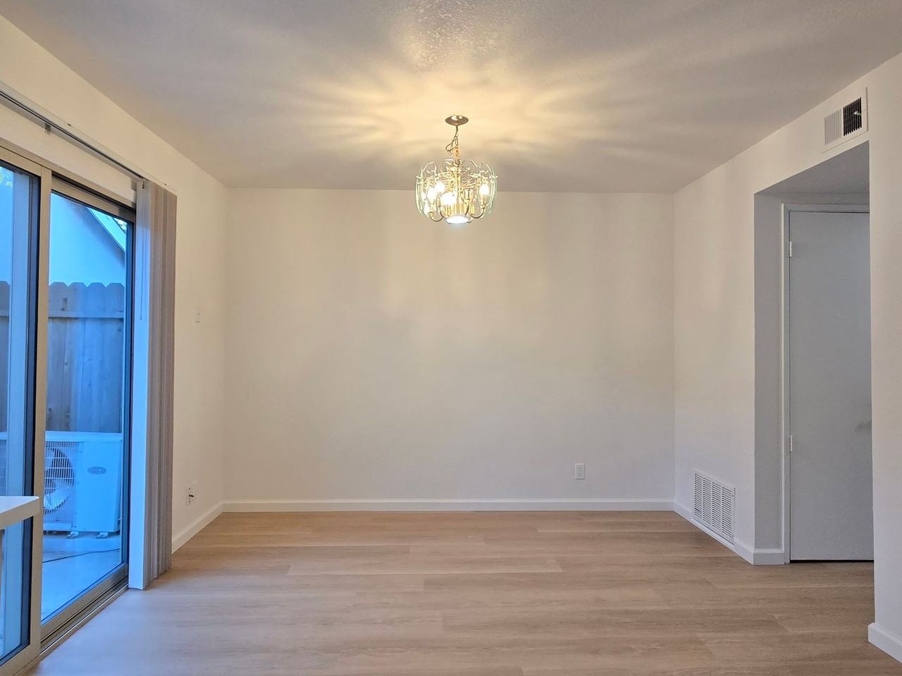 4275 Dry Bed Ct - Photo 4 of 9
