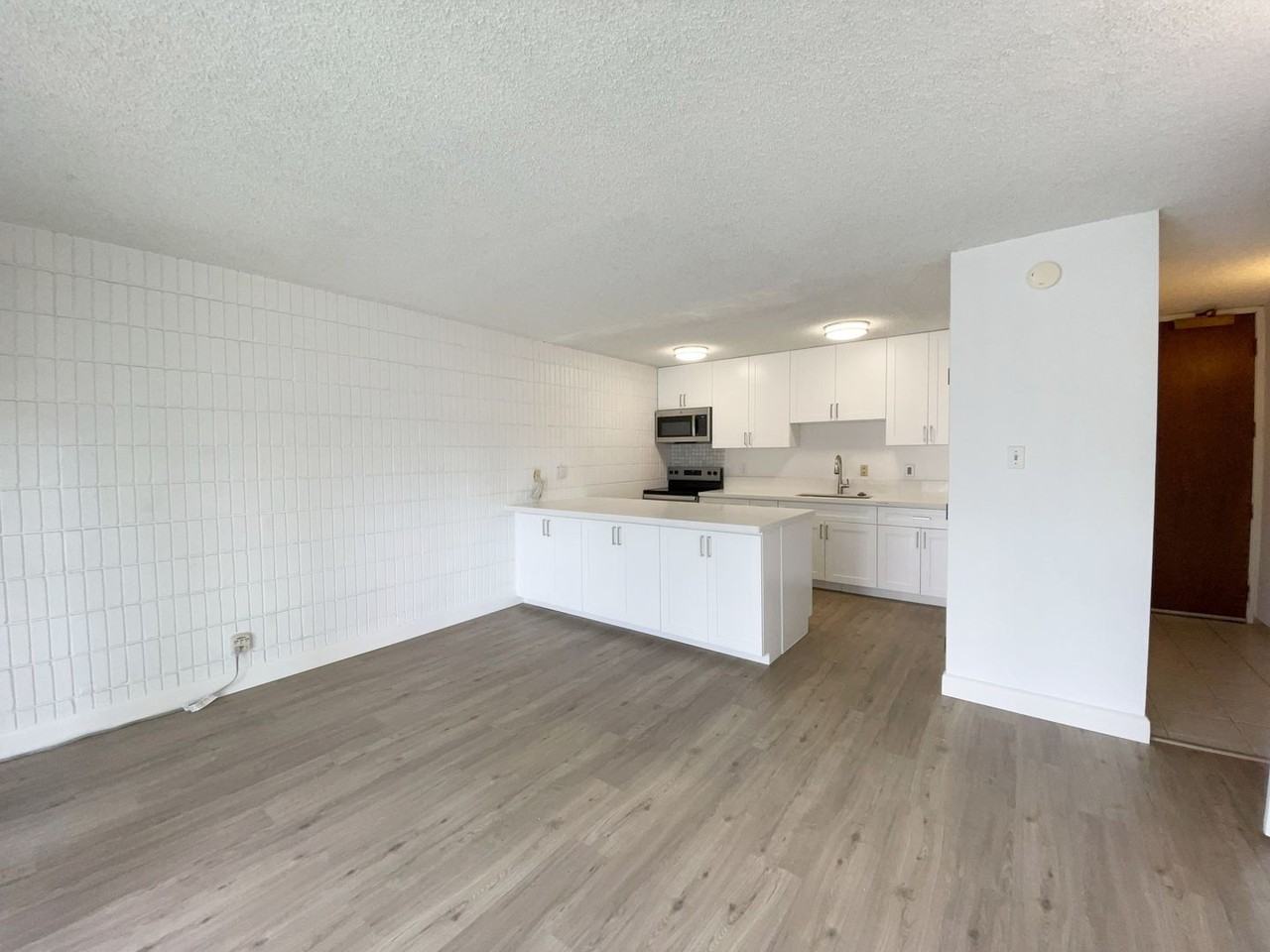 827 Kinau St #D601 - Photo 2 of 18
