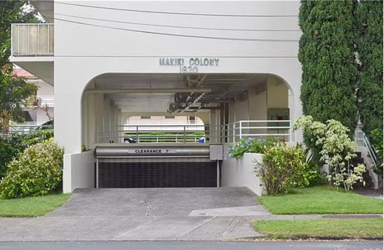 1620 Keeaumoku St #901 - Photo 4 of 15