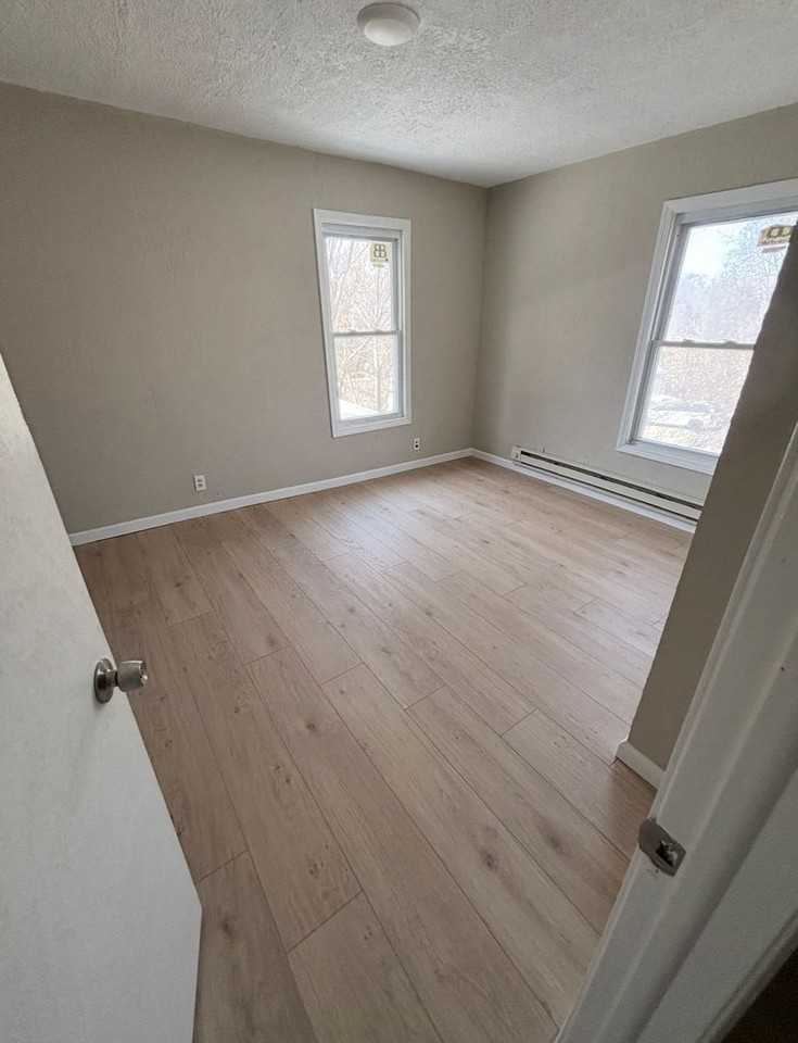 413 Paxton St - Photo 3 of 12
