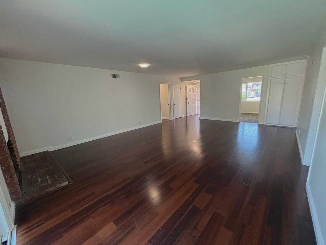 12281 Casper St - Photo 6 of 33