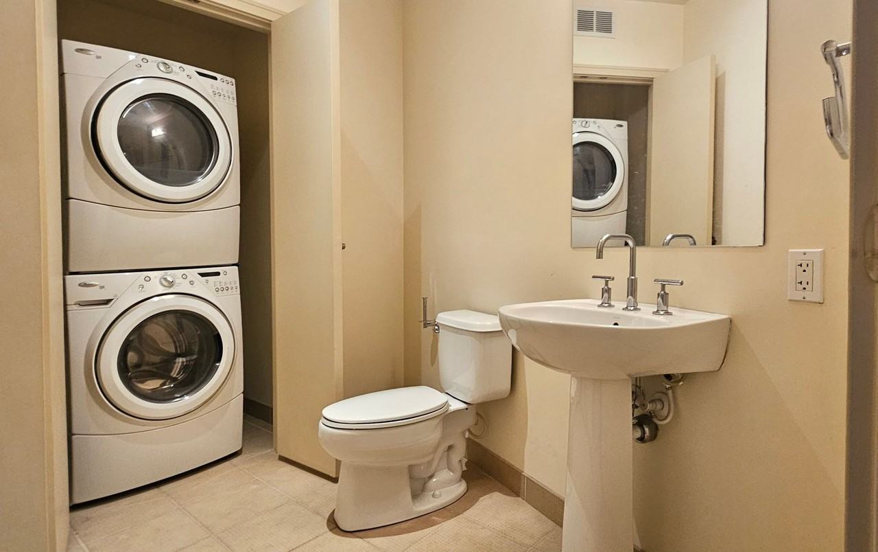 10610 Ne 9th Pl - Photo 5 of 19
