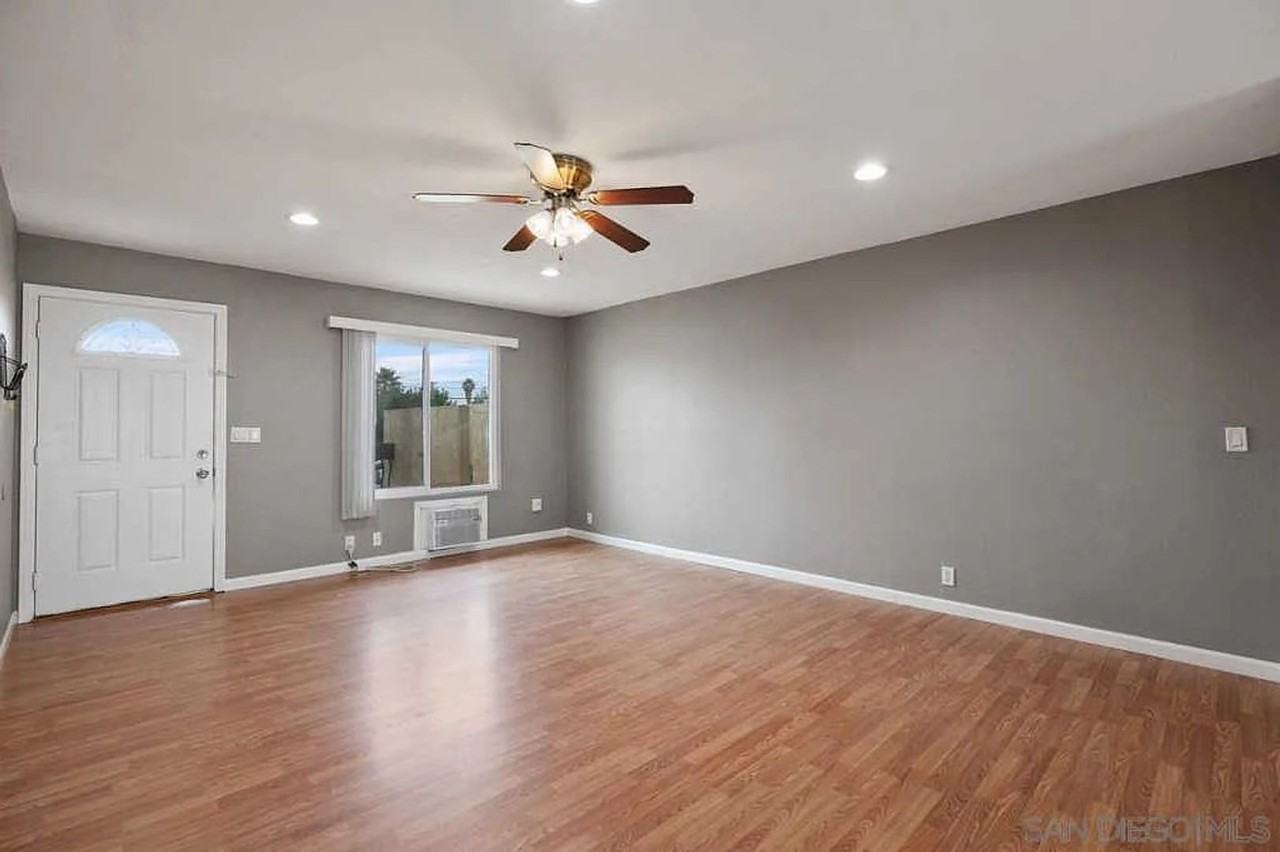 1160 E Washington Ave - Photo 5 of 26