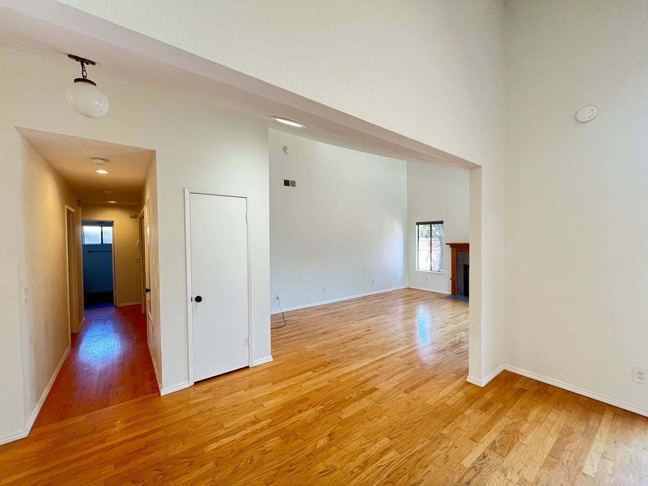 354 Woodbridge St - Photo 6 of 25