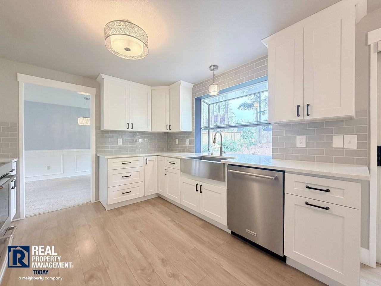 9605 166th St E - Photo 5 of 31